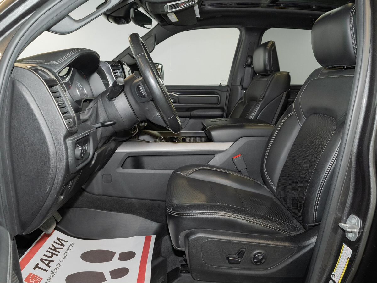 Ram 1500 2019 - фото автомобиля