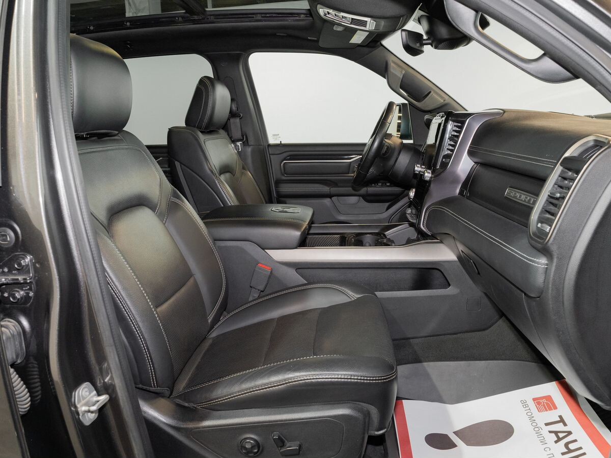 Ram 1500 2019 - фото автомобиля