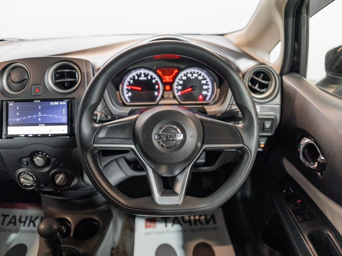 Nissan Note 2019 - фото автомобиля