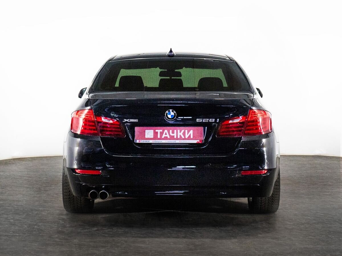 BMW 5 серии 2013 - фото автомобиля