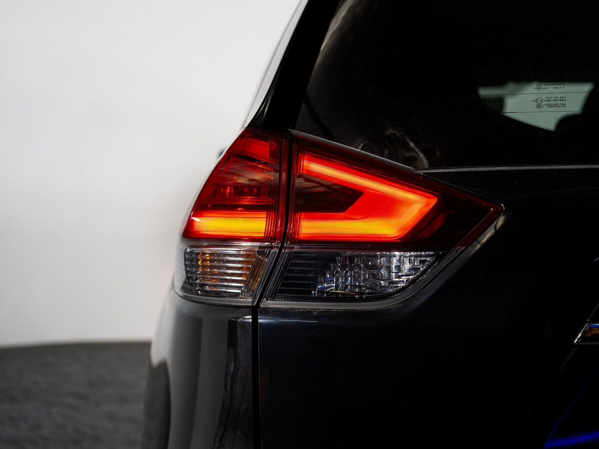 Nissan X-Trail 2019 - фото автомобиля