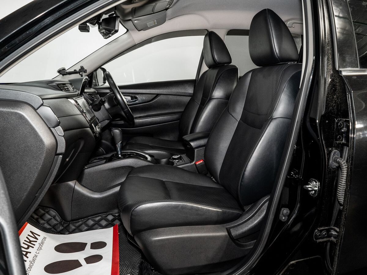 Nissan X-Trail 2019 - фото автомобиля