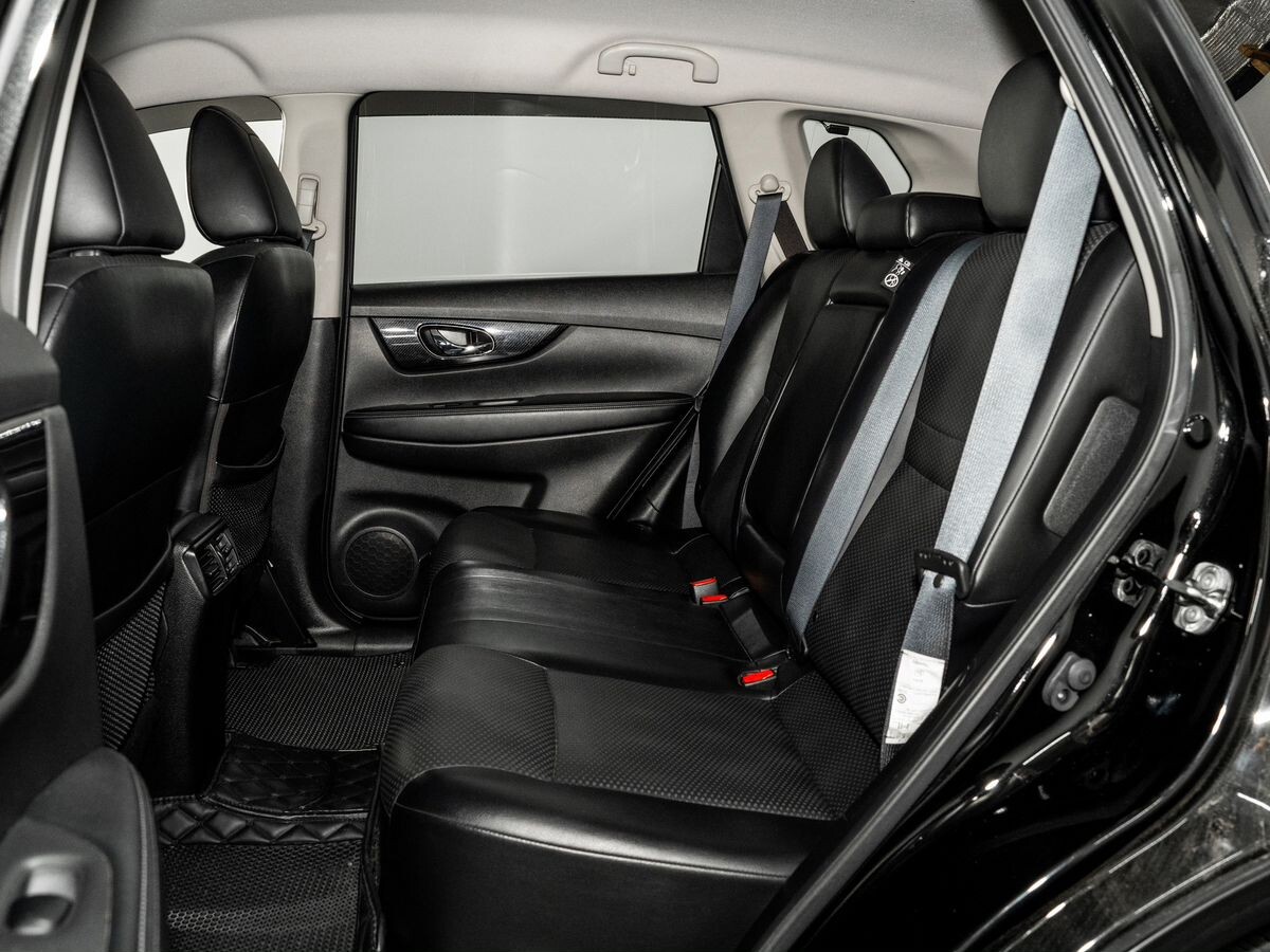 Nissan X-Trail 2019 - фото автомобиля