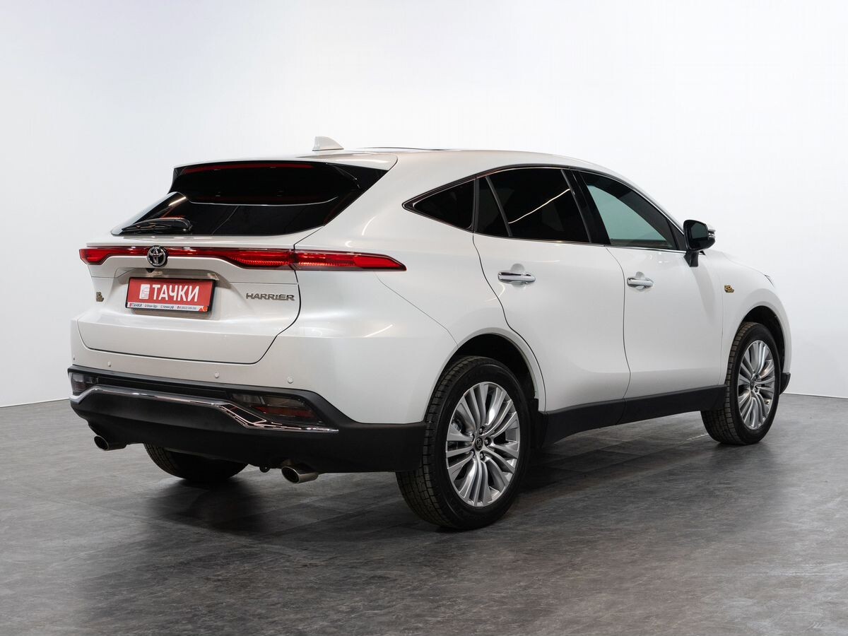 Toyota Harrier 2023 - фото автомобиля