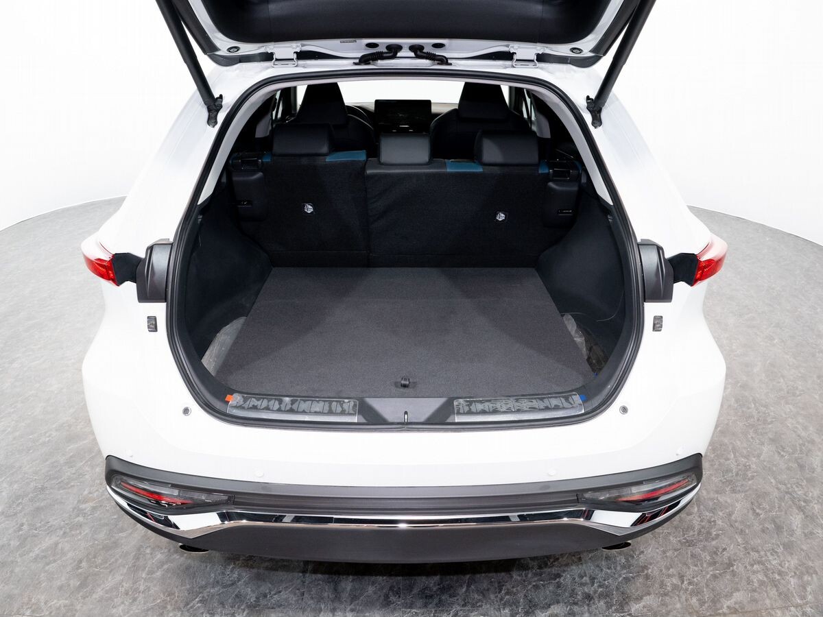 Toyota Harrier 2023 - фото автомобиля