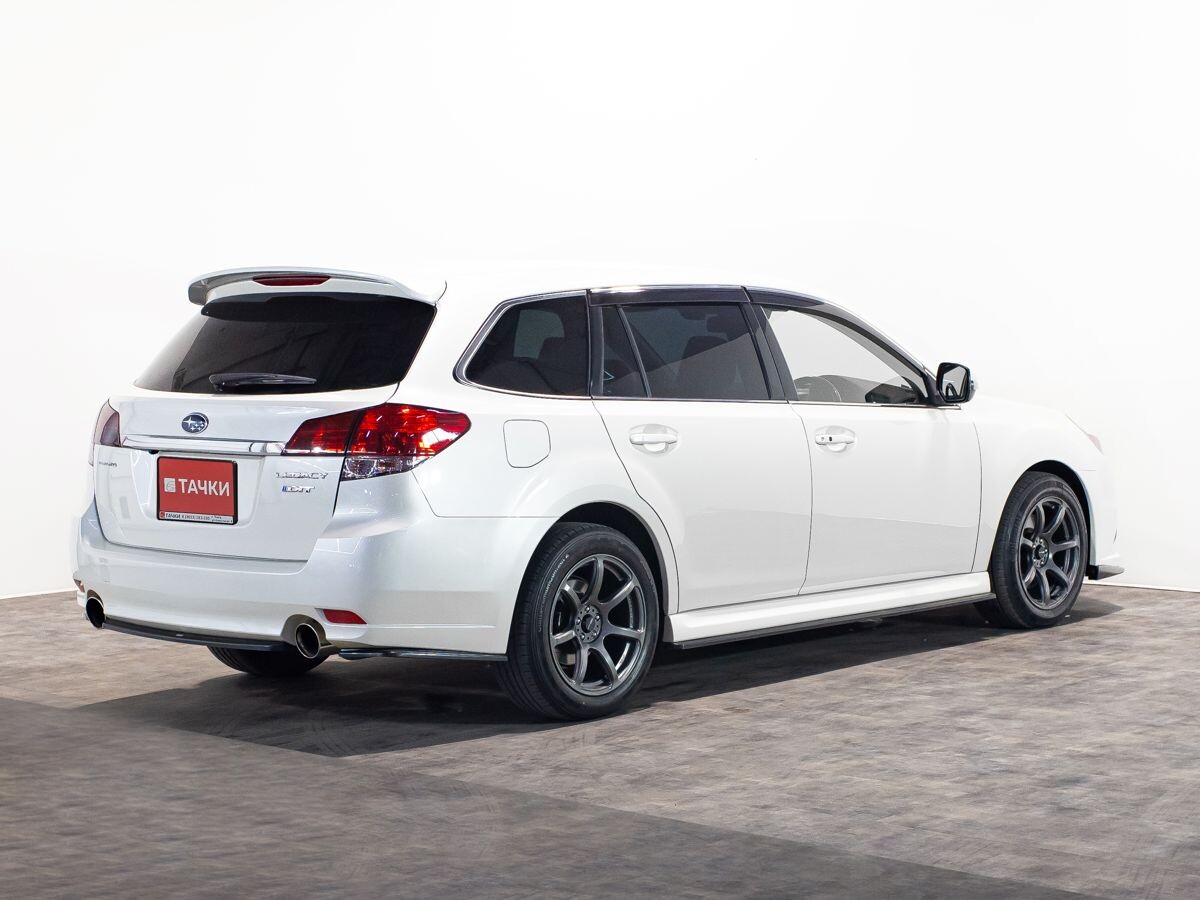 Subaru Legacy 2013 - фото автомобиля
