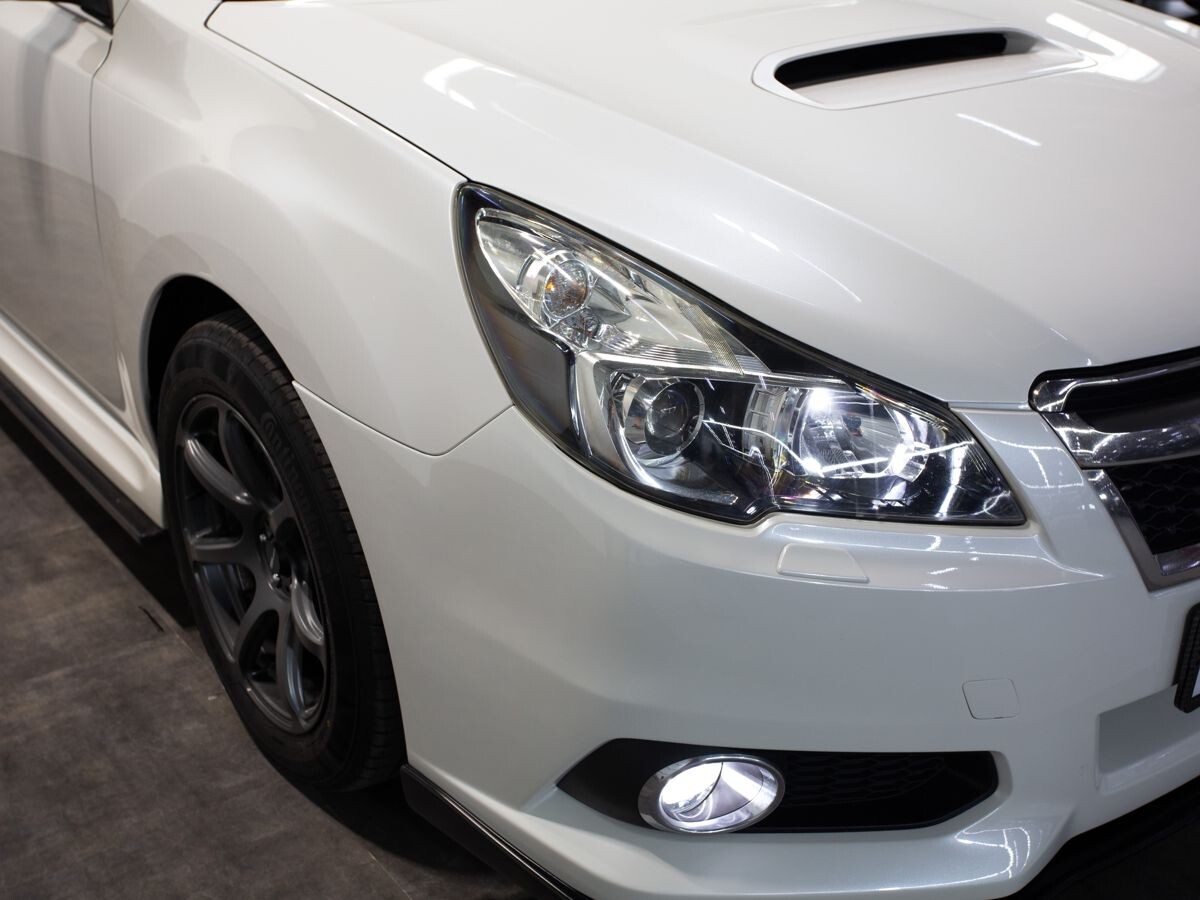 Subaru Legacy 2013 - фото автомобиля