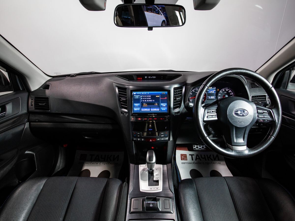 Subaru Legacy 2013 - фото автомобиля