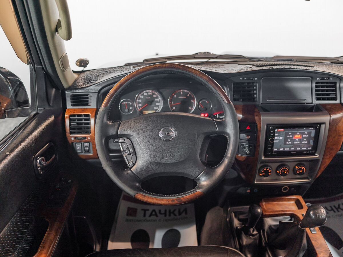 Nissan Patrol 2008 - фото автомобиля