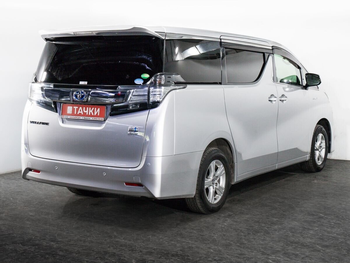 Toyota Vellfire 2017 - фото автомобиля