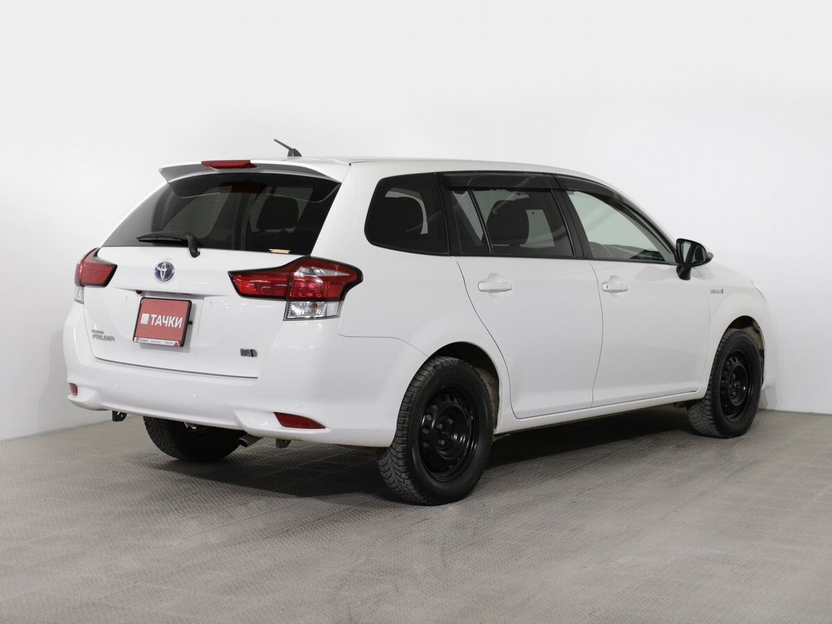 Toyota Corolla 2017 - фото автомобиля