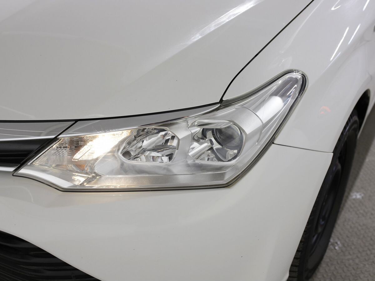 Toyota Corolla 2017 - фото автомобиля