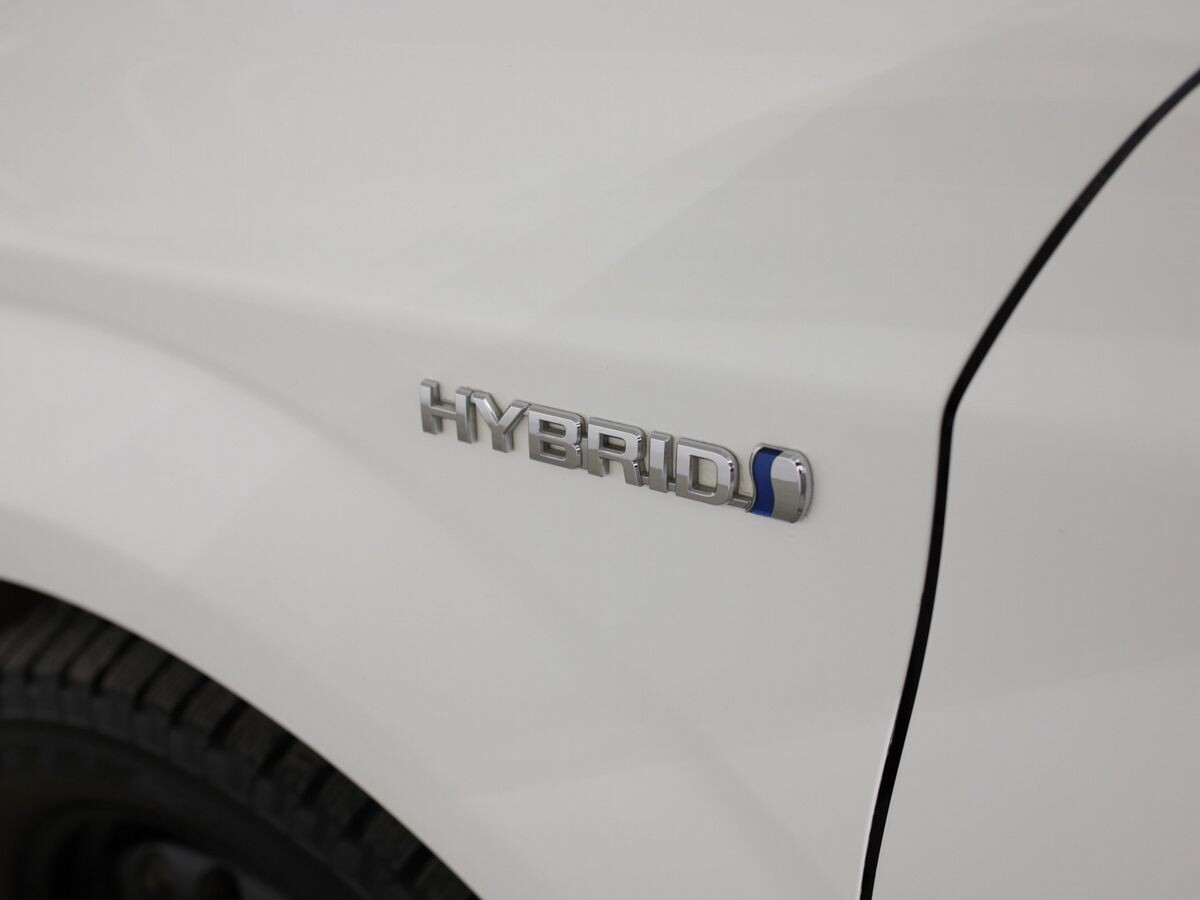 Toyota Corolla 2017 - фото автомобиля