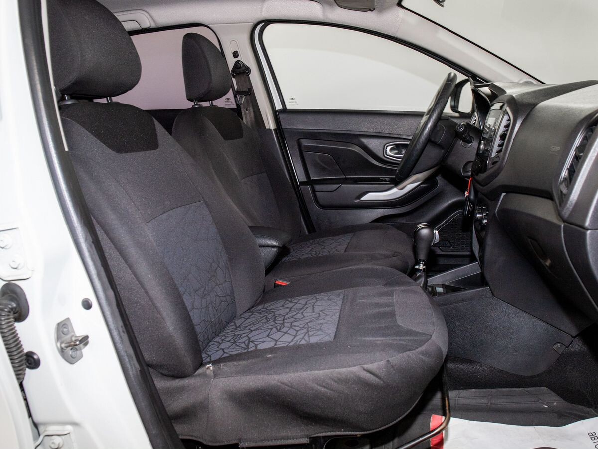 Lada (ВАЗ) XRAY 2020 - фото автомобиля