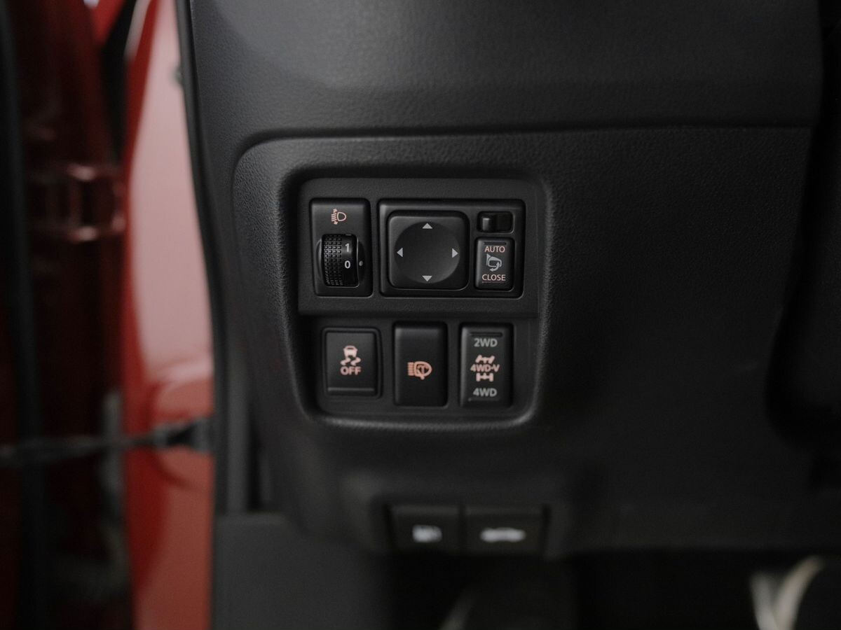 Nissan Juke 2013 - фото автомобиля