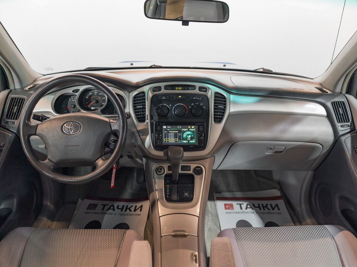 Toyota Highlander 2004 - фото автомобиля