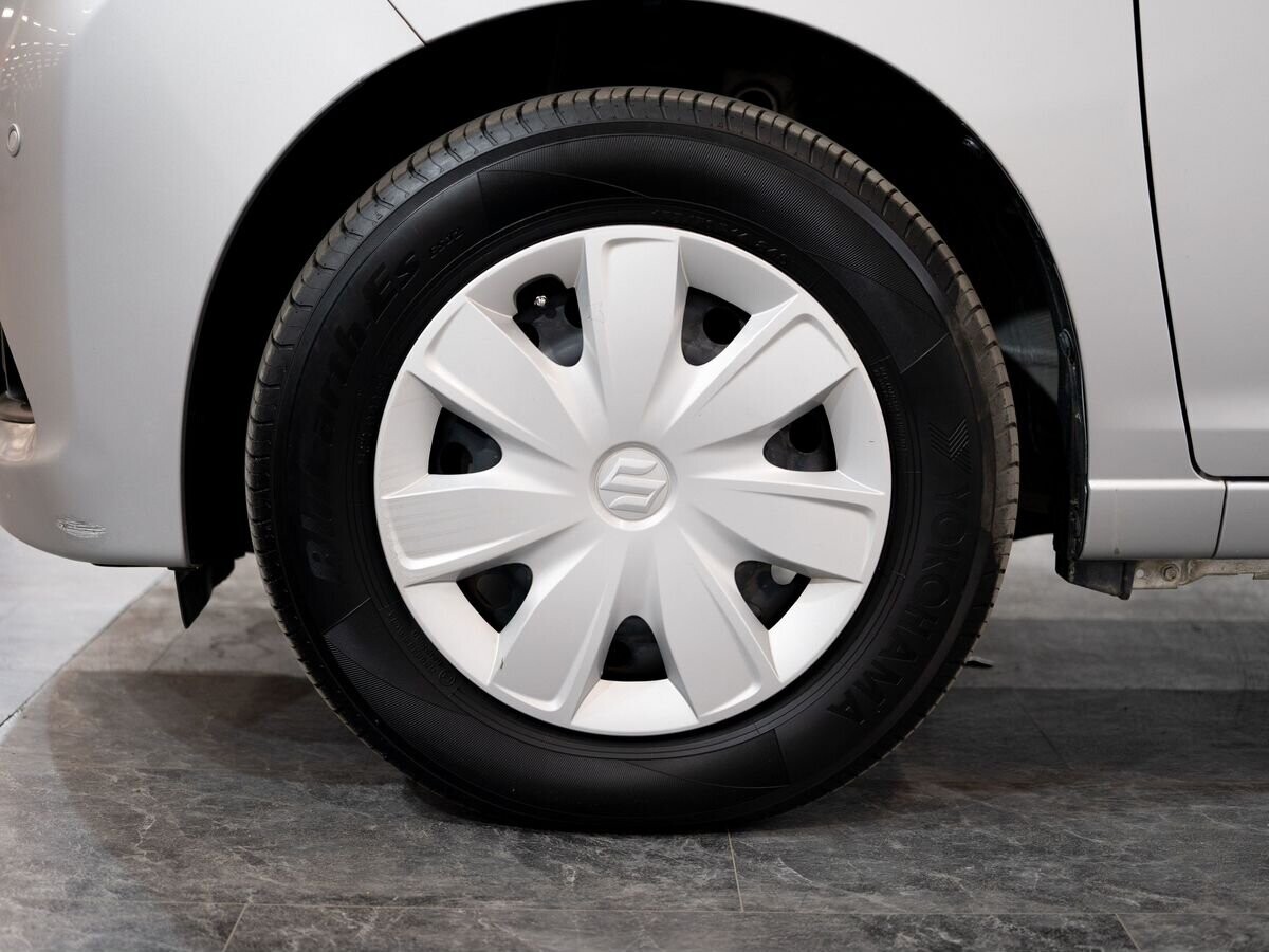 Suzuki Solio 2019 - фото автомобиля