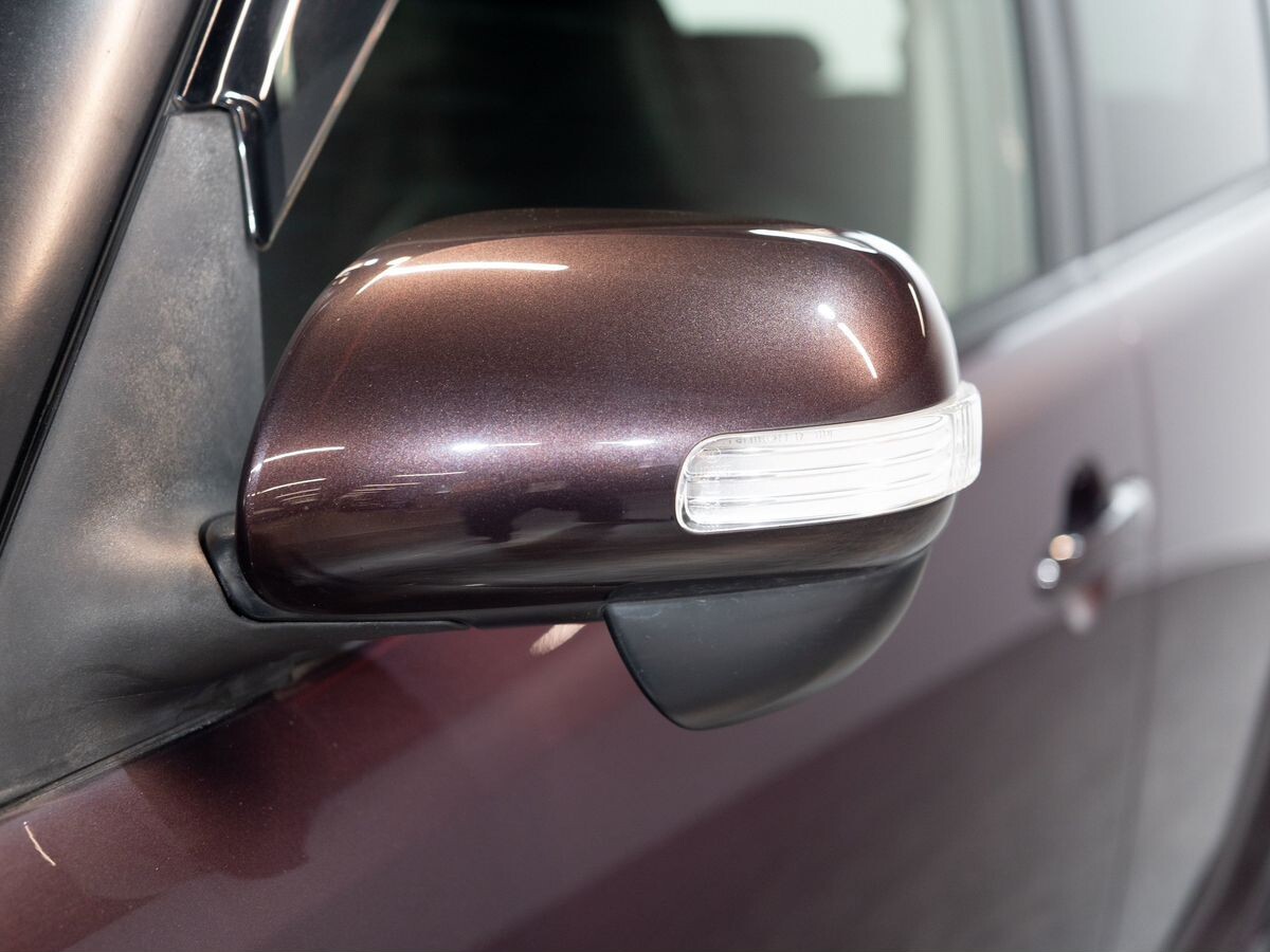 Toyota Corolla Rumion 2013 - фото автомобиля