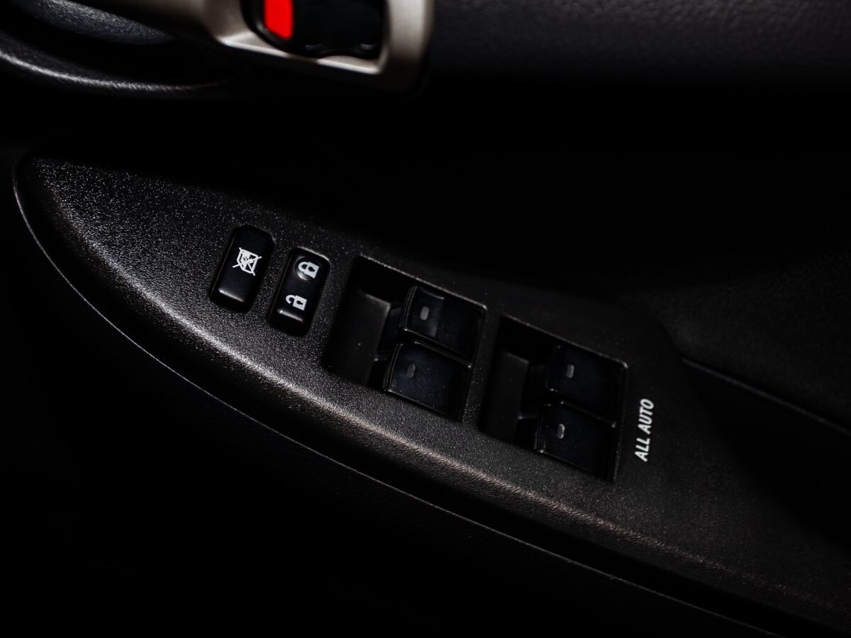 Toyota Corolla 2009 - фото автомобиля