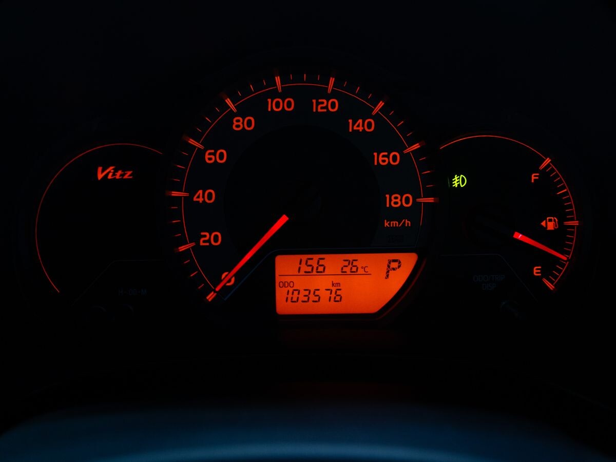 Toyota Vitz 2019 - фото автомобиля