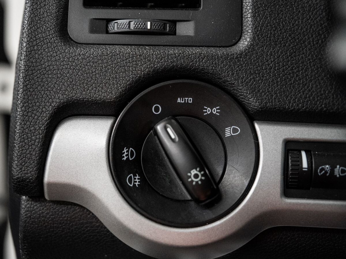 Skoda Octavia 2012 - фото автомобиля