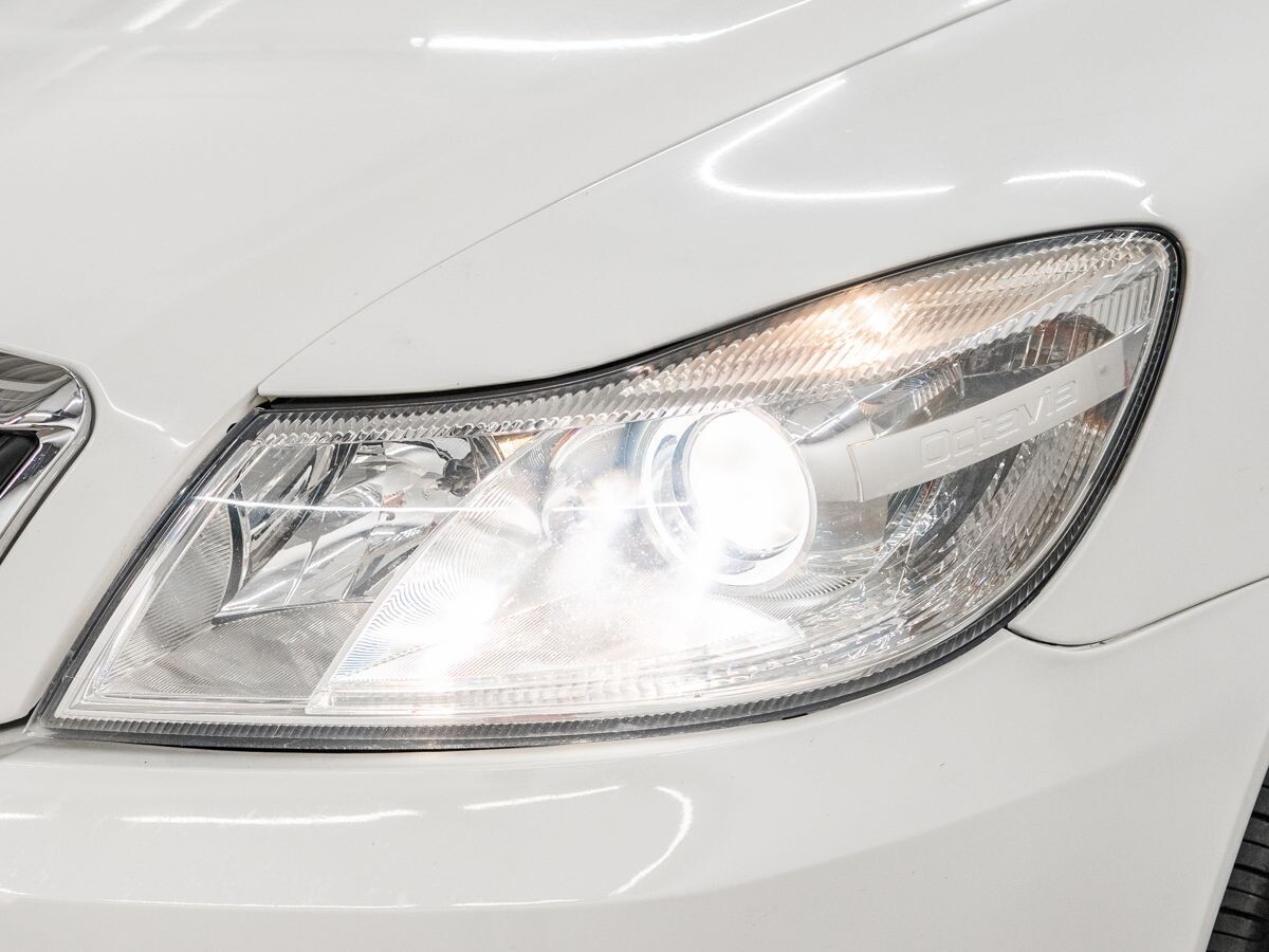 Skoda Octavia 2012 - фото автомобиля