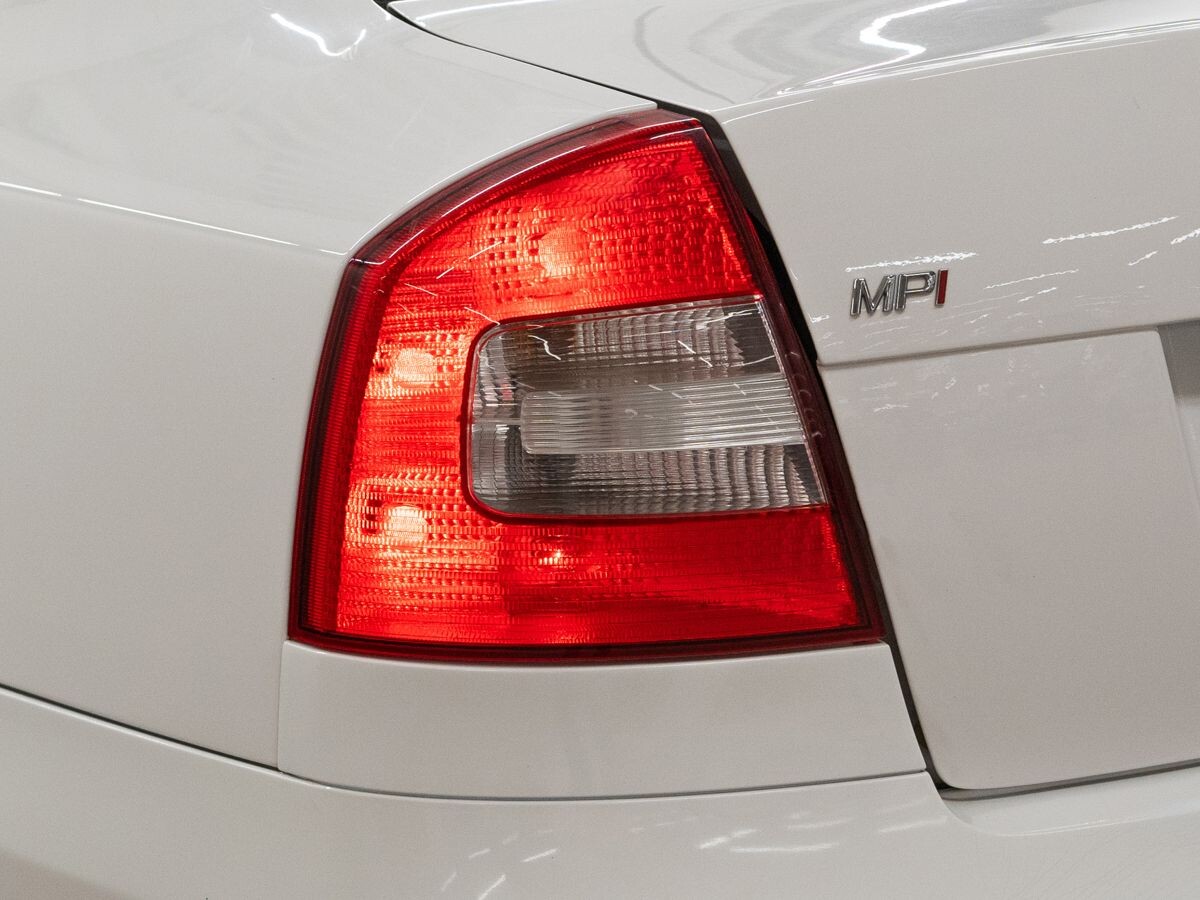 Skoda Octavia 2012 - фото автомобиля