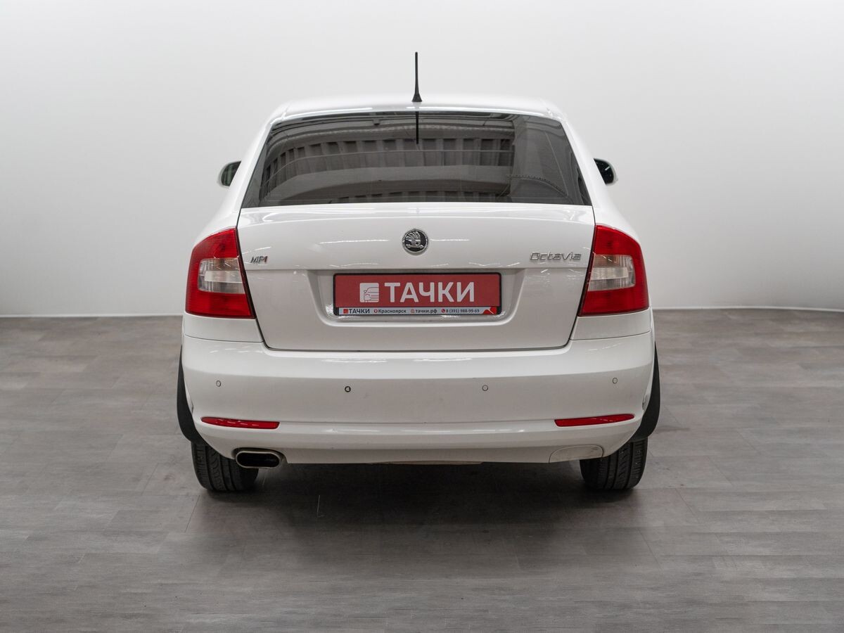 Skoda Octavia 2012 - фото автомобиля
