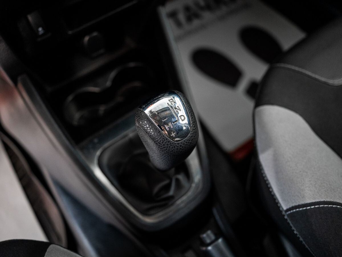 Lada (ВАЗ) XRAY 2017 - фото автомобиля