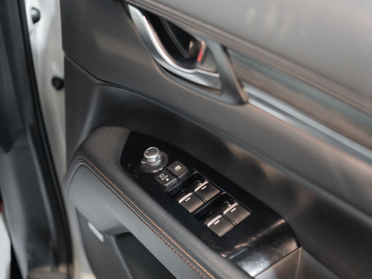 Mazda CX-5 2018 - фото автомобиля