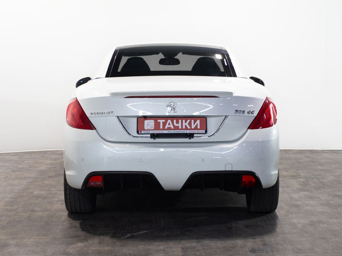 Peugeot 308 2012 - фото автомобиля