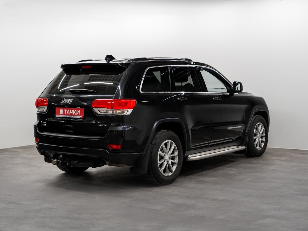 Jeep Grand Cherokee 2013 - фото автомобиля
