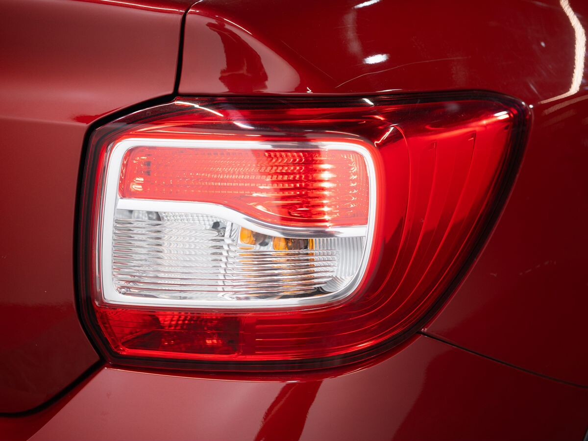 Renault Logan 2020 - фото автомобиля