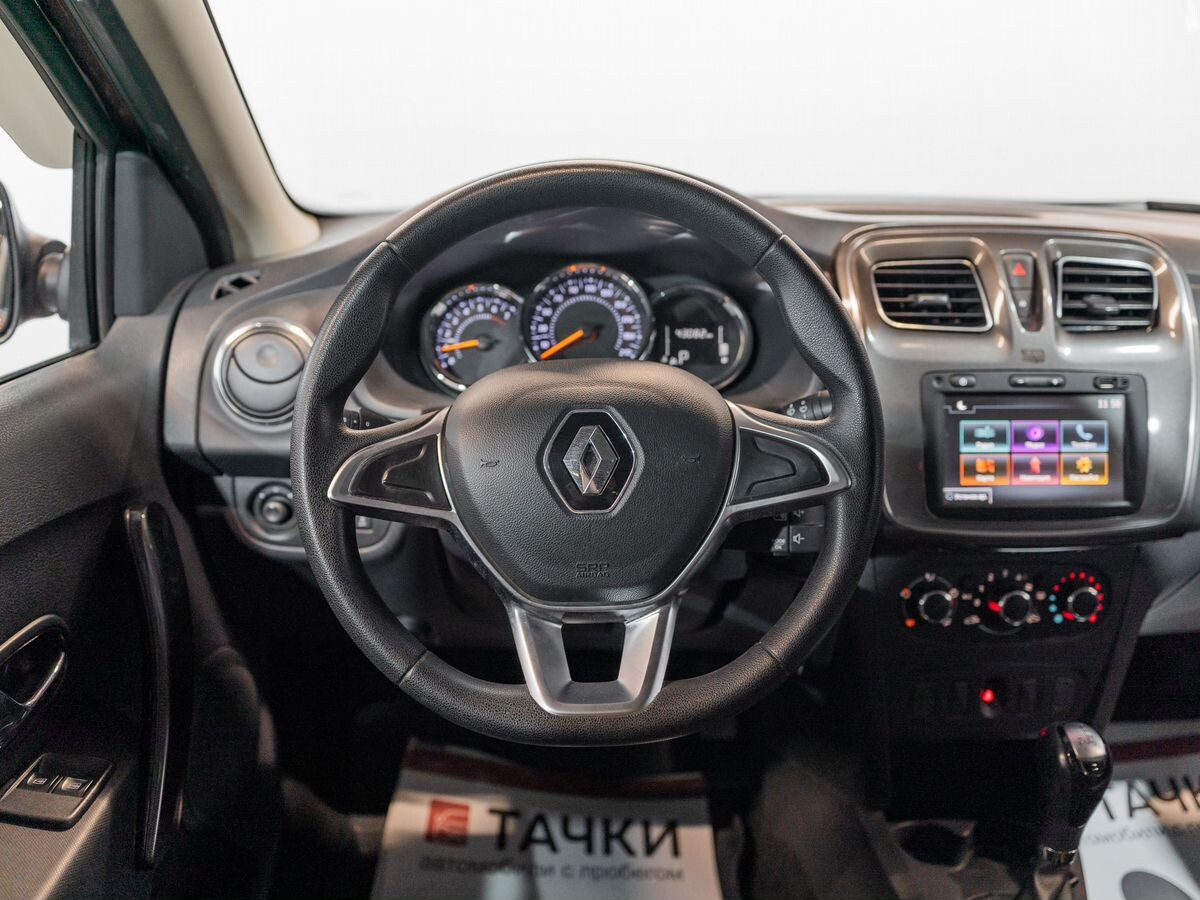 Renault Logan 2020 - фото автомобиля