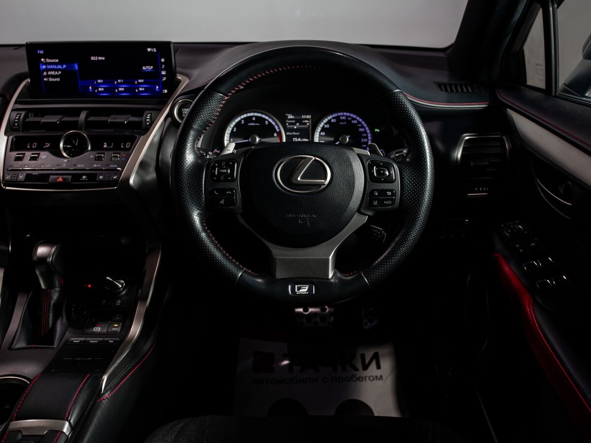 Lexus NX 2019 - фото автомобиля