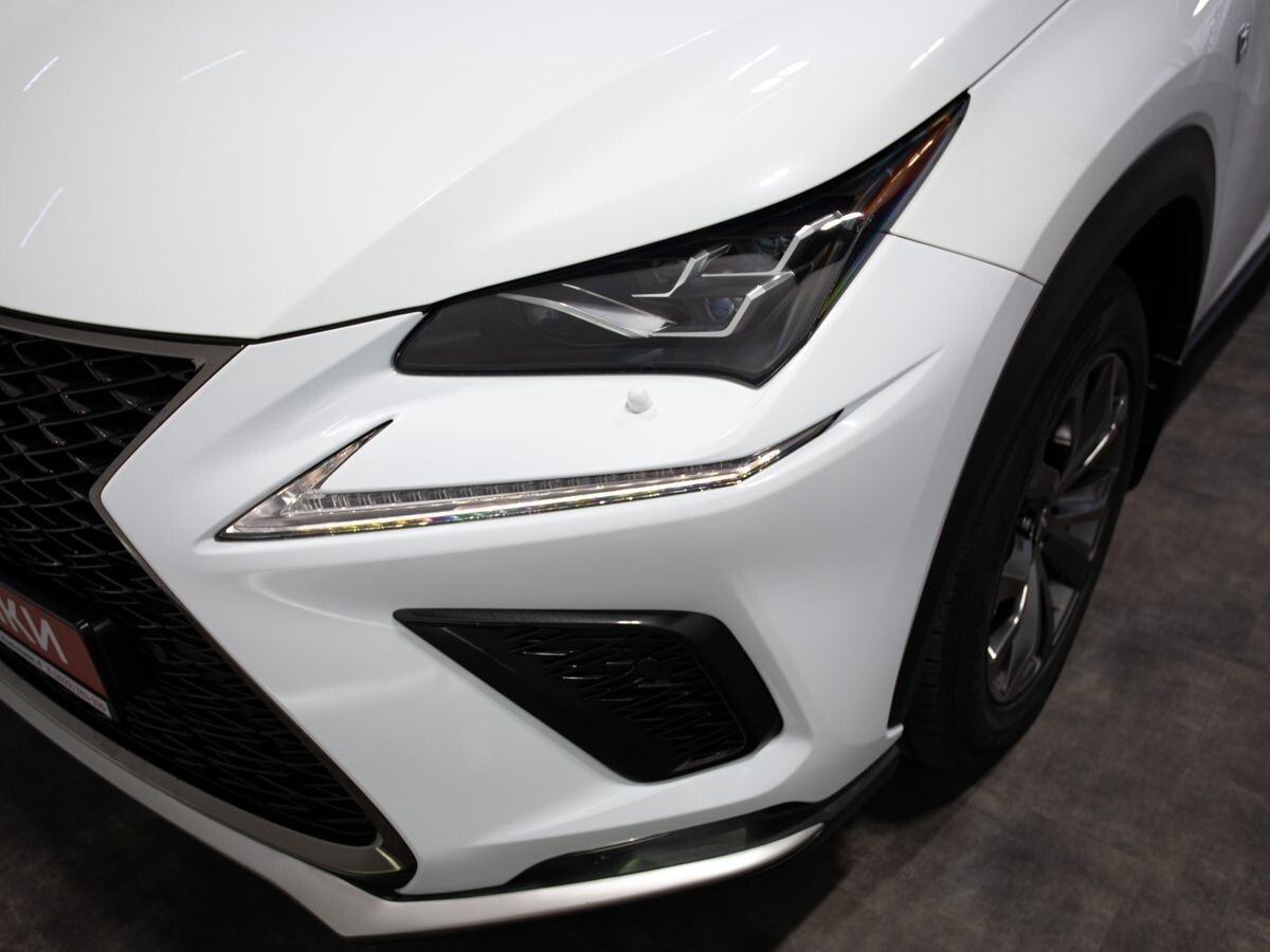 Lexus NX 2019 - фото автомобиля