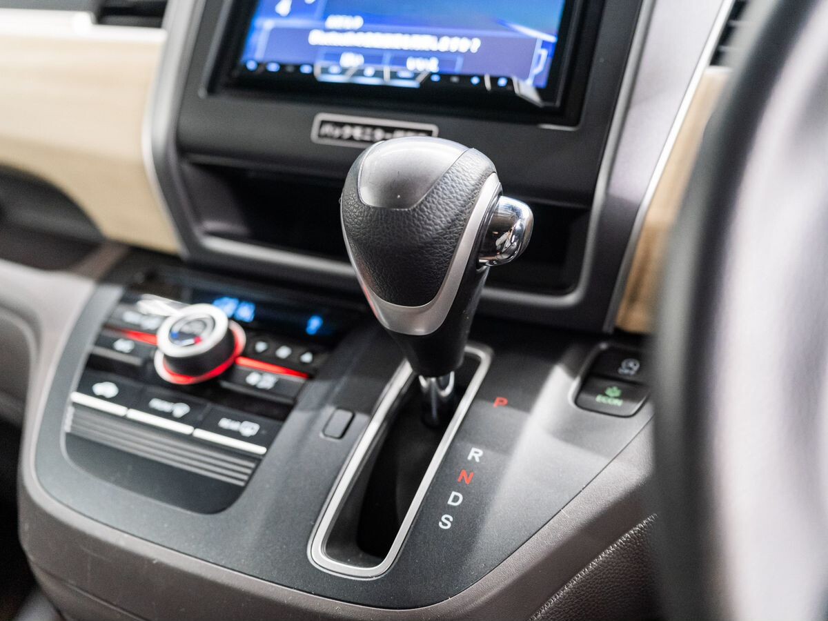 Honda Freed 2018 - фото автомобиля