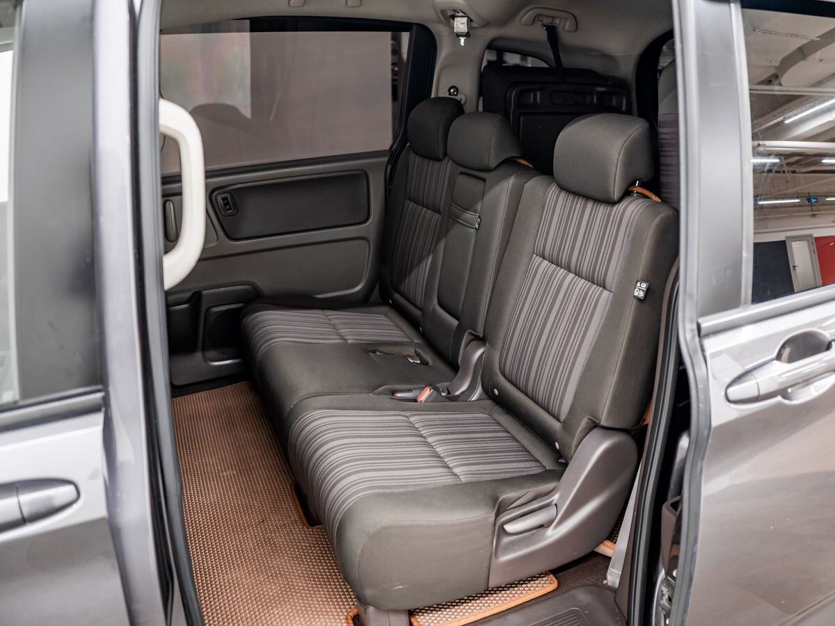 Honda Freed 2018 - фото автомобиля