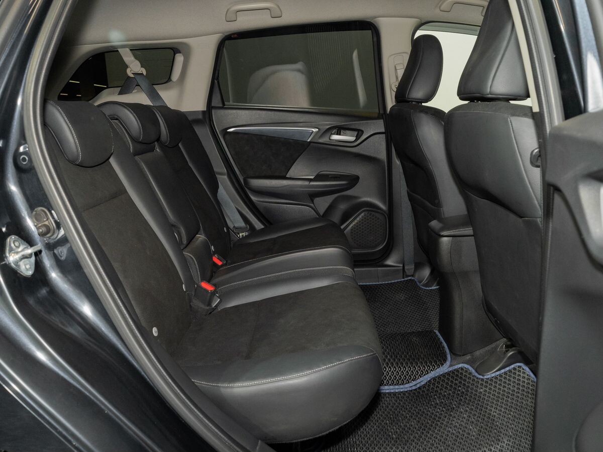 Honda Shuttle 2018 - фото автомобиля