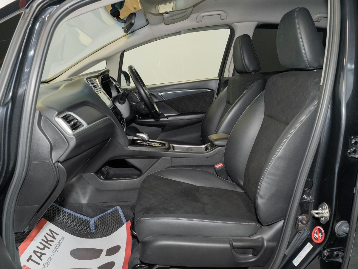 Honda Shuttle 2018 - фото автомобиля