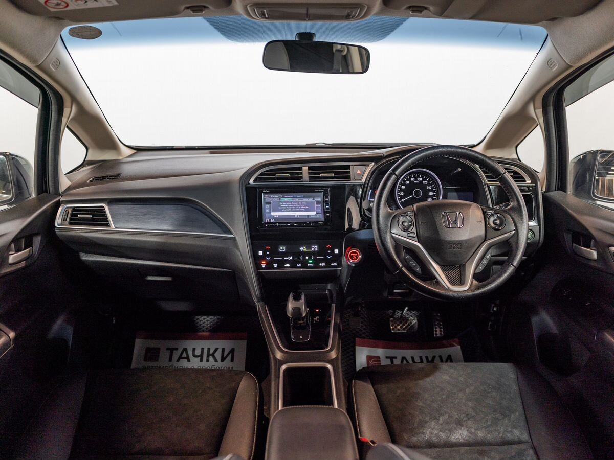 Honda Shuttle 2018 - фото автомобиля