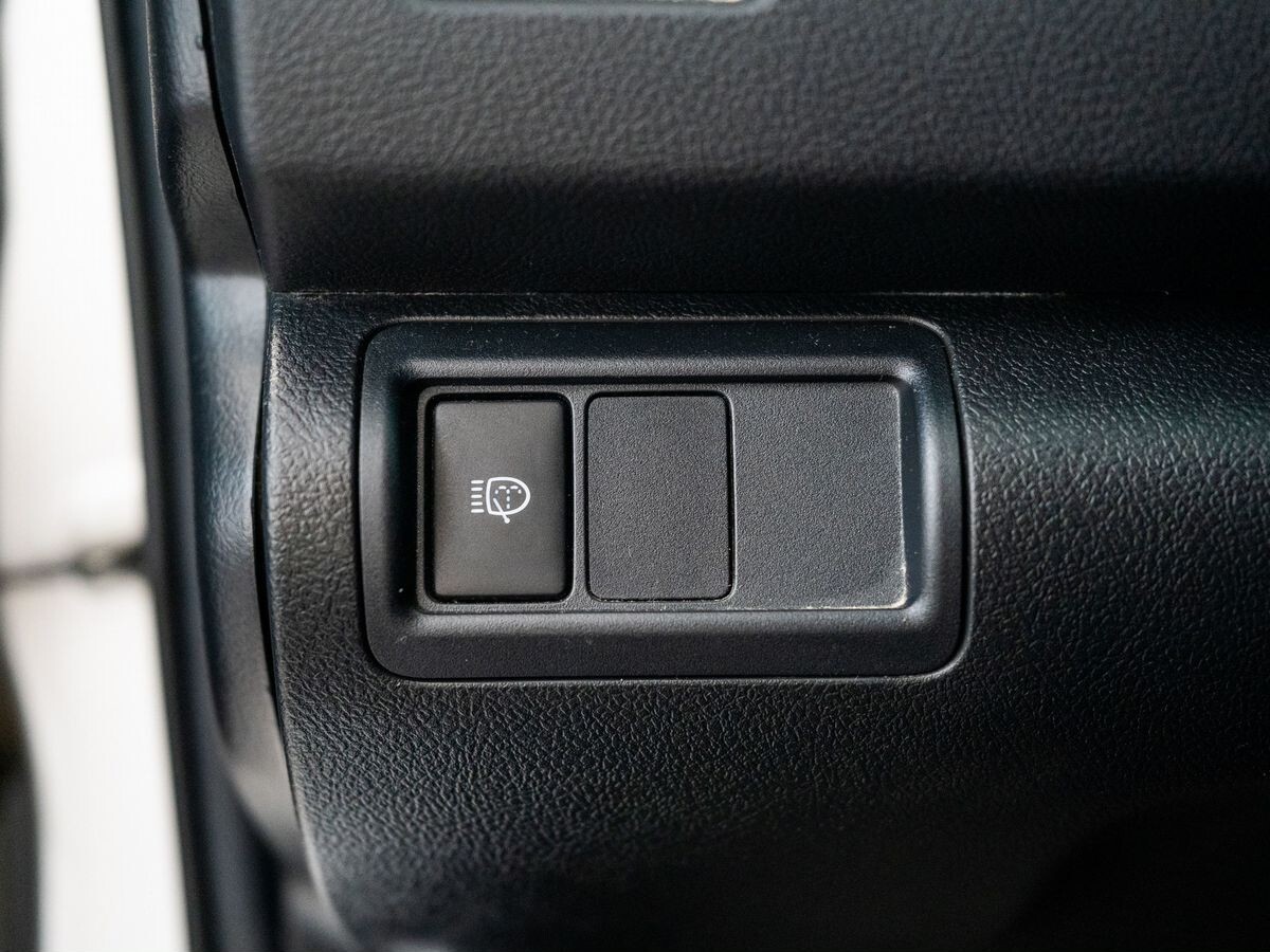 Toyota Camry 2012 - фото автомобиля