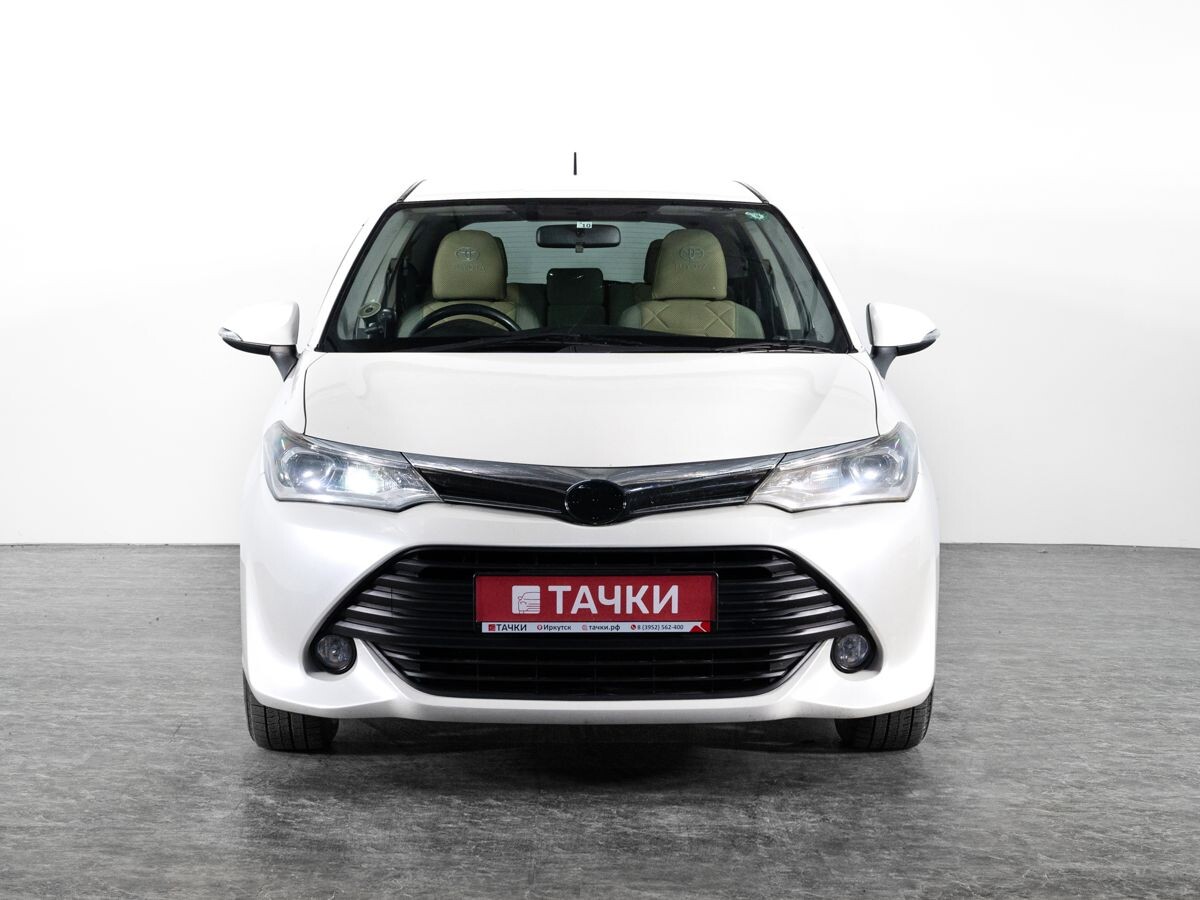 Toyota Corolla 2016 - фото автомобиля