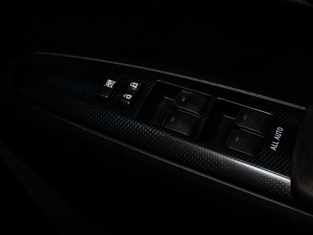 Toyota Corolla 2014 - фото автомобиля