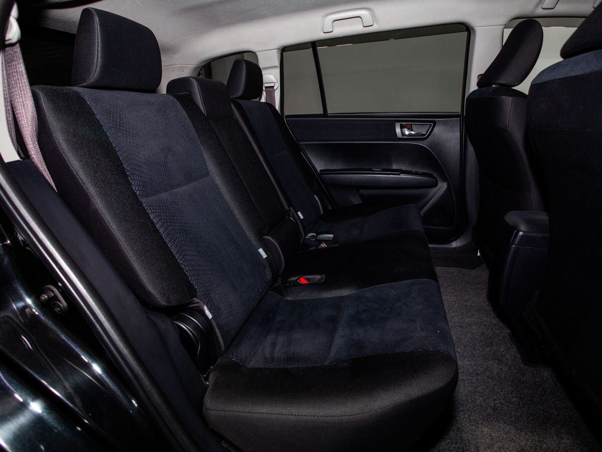 Toyota Corolla 2014 - фото автомобиля