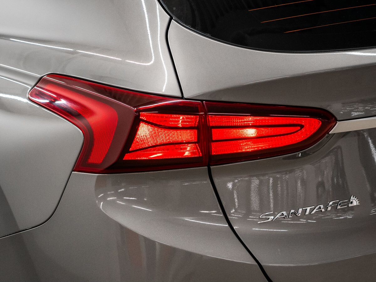 Hyundai Santa Fe 2018 - фото автомобиля