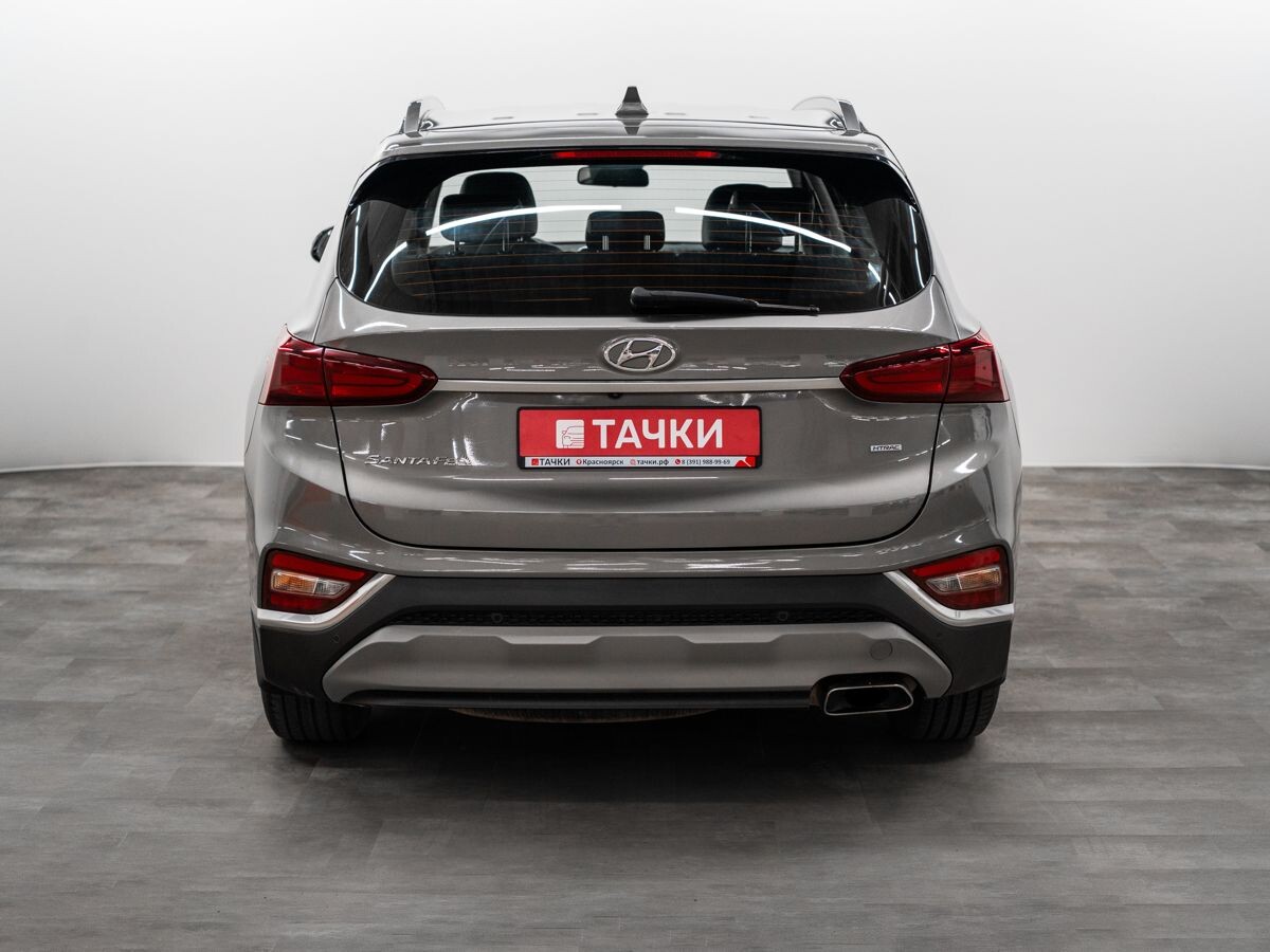 Hyundai Santa Fe 2018 - фото автомобиля