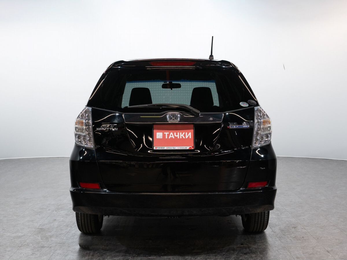 Honda Fit Shuttle 2012 - фото автомобиля