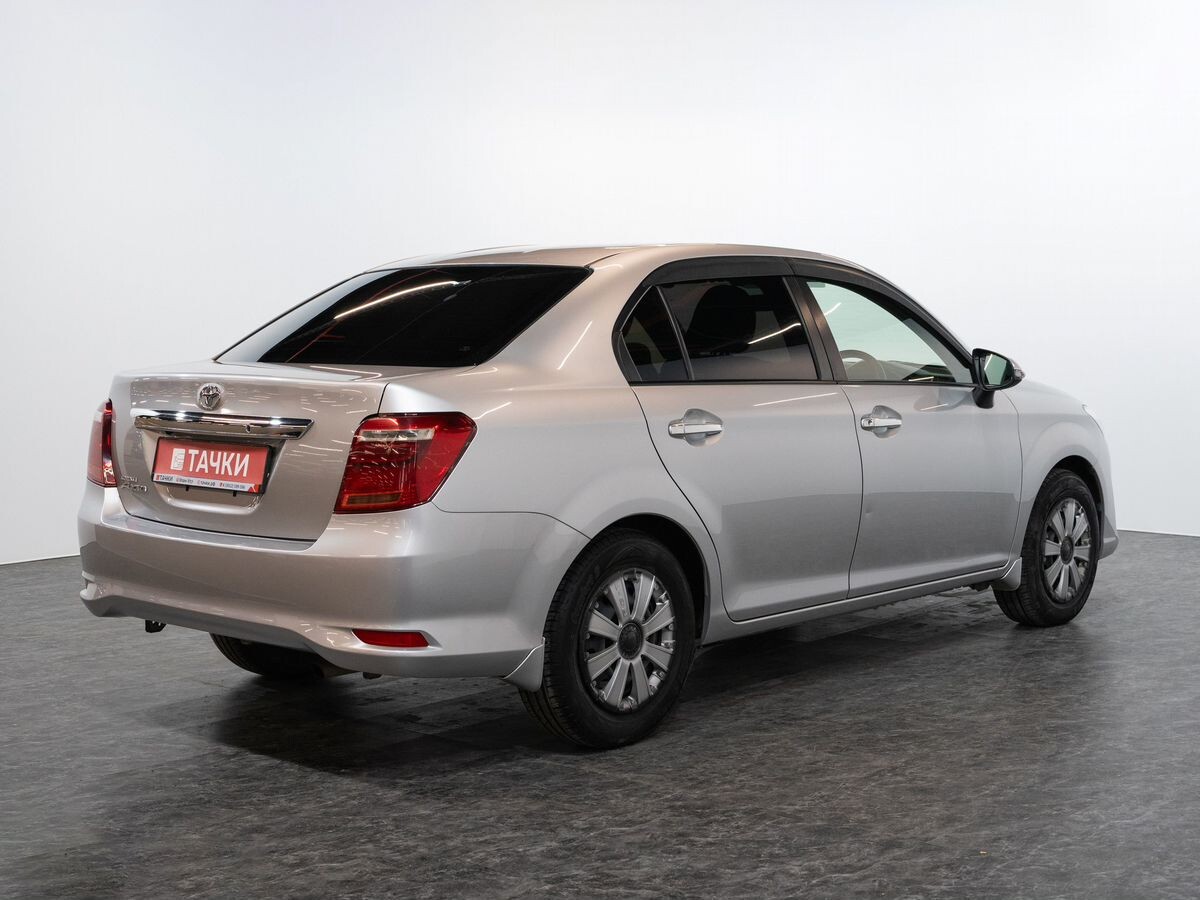 Toyota Corolla 2016 - фото автомобиля