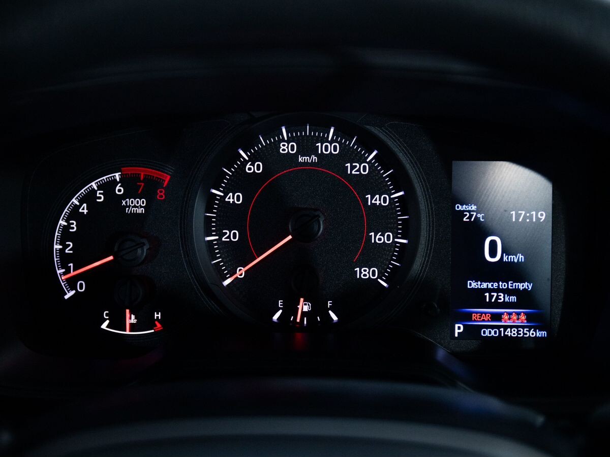 Toyota Corolla 2019 - фото автомобиля